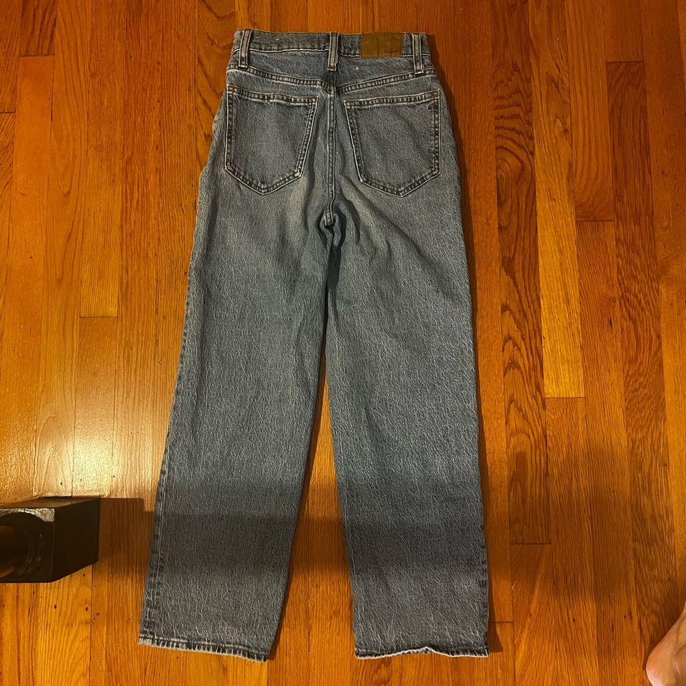 Madewell Perfect Vintage Wide Leg Crop Jeans,  light to medium wash, size 24.